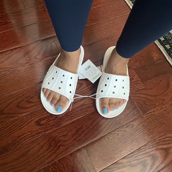 Crocs Classic White Slide Sandals - Picture 3 of 15
